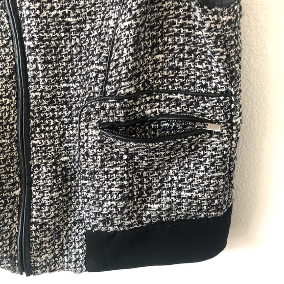 Tweed vest - Picture 2 of 5